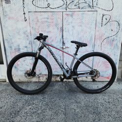 $400 FIRM - Specialized Rockhopper 29” Trail-Ready MTB