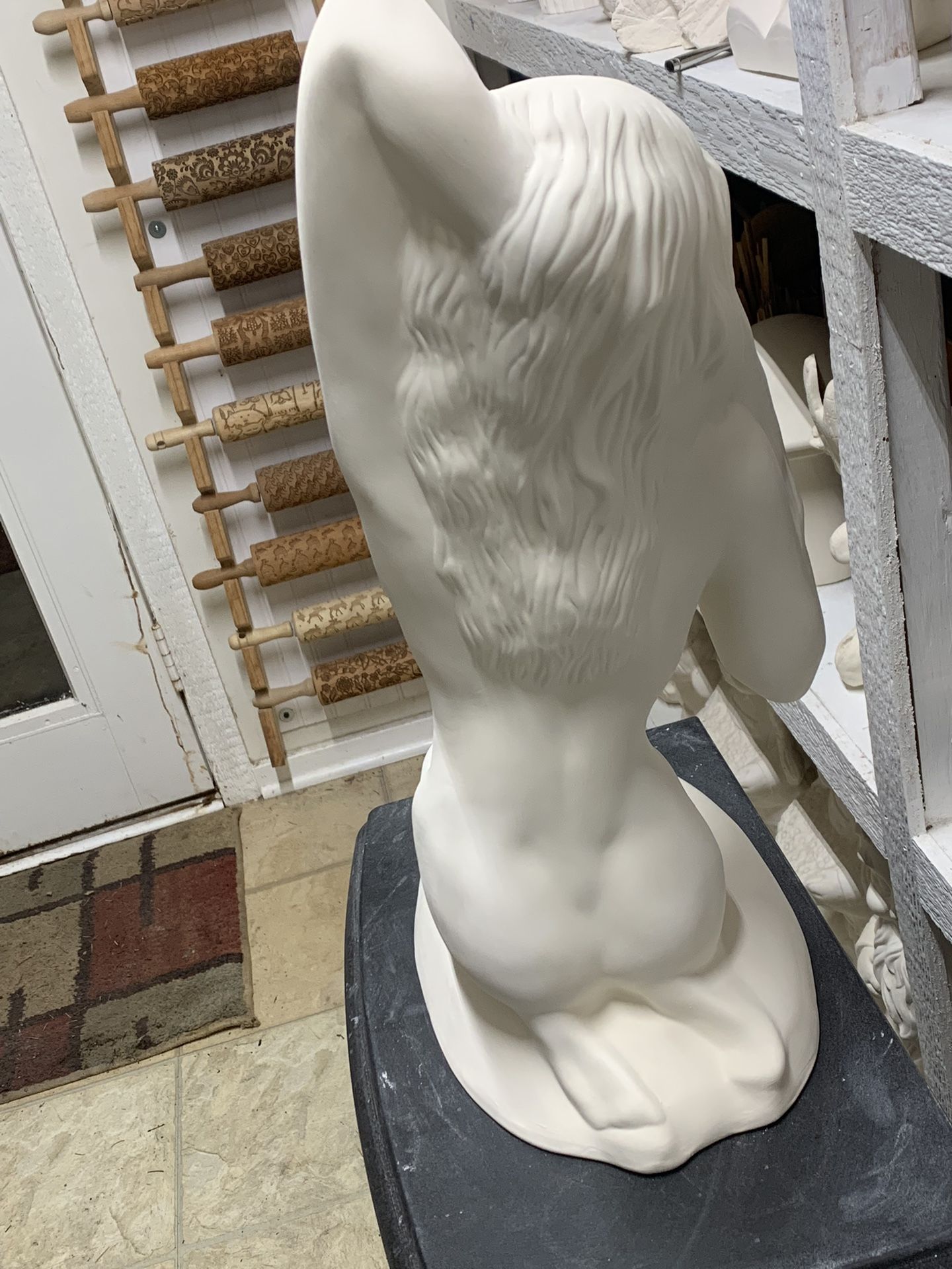 Lady Statue Not Painted 