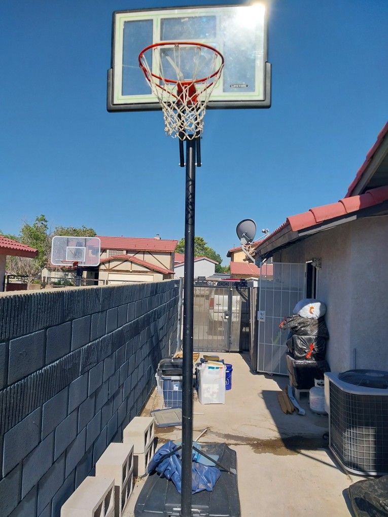 Basketball Hoop