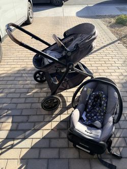 Maxi Cosi Travel System