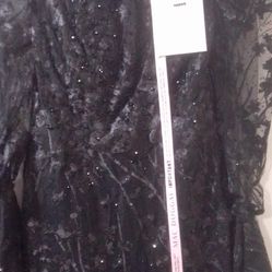 NWT Woman's Black Mac Duggal Dress Size 4 