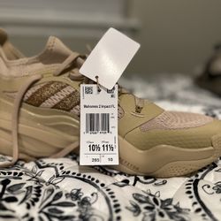 Adidas Men’s Basketball/Training Shoes – Patrick Mahomes “Impact” FL (Size 10, Brand New)