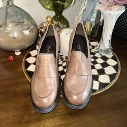 Paul Green Nina Loafer Pump in Antelope gray high heel penny Size 5.5