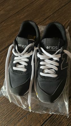 New Balance x Figs