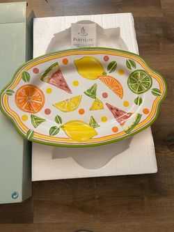 Partylite platter