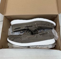 Sperry Men’s Shoes (New in Box)