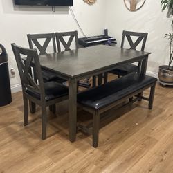 Wooden kitchen table with Bench & 4 Chairs