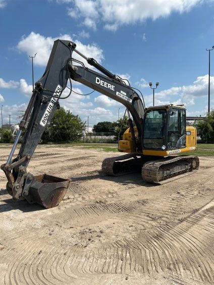 John Deere Excavator 25,000-29,999#
