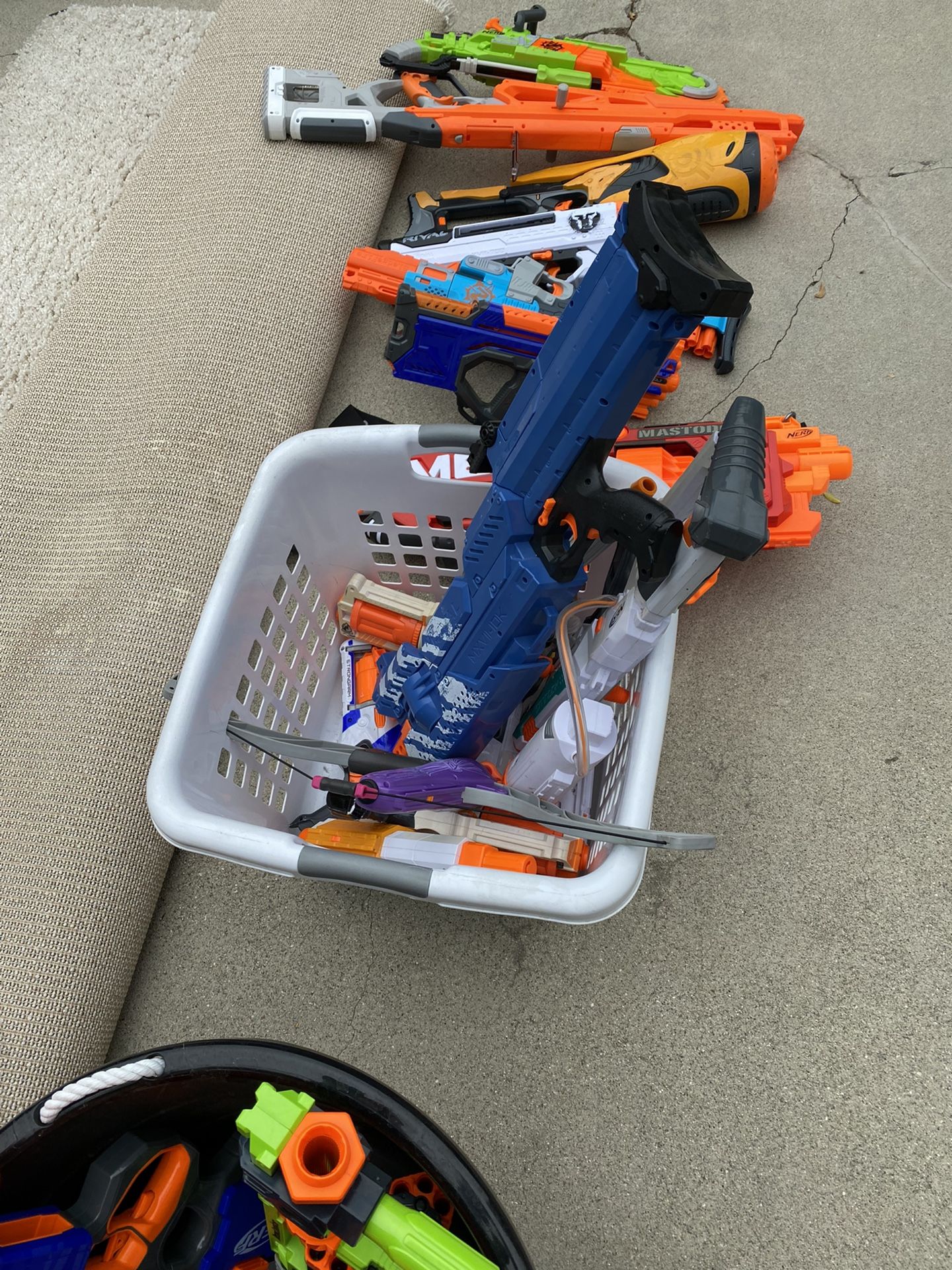 NEW!!Nerf Roblox MM2 Dartbringer Dart Blaster Toy for Sale in Laguna  Niguel, CA - OfferUp