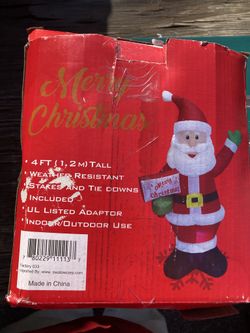 Santa Inflatable Yard Decoration 