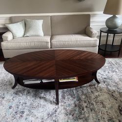 Ethan Allen, Coffee Table With Matching Nesting Tables