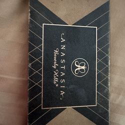 Paper Anastasia 