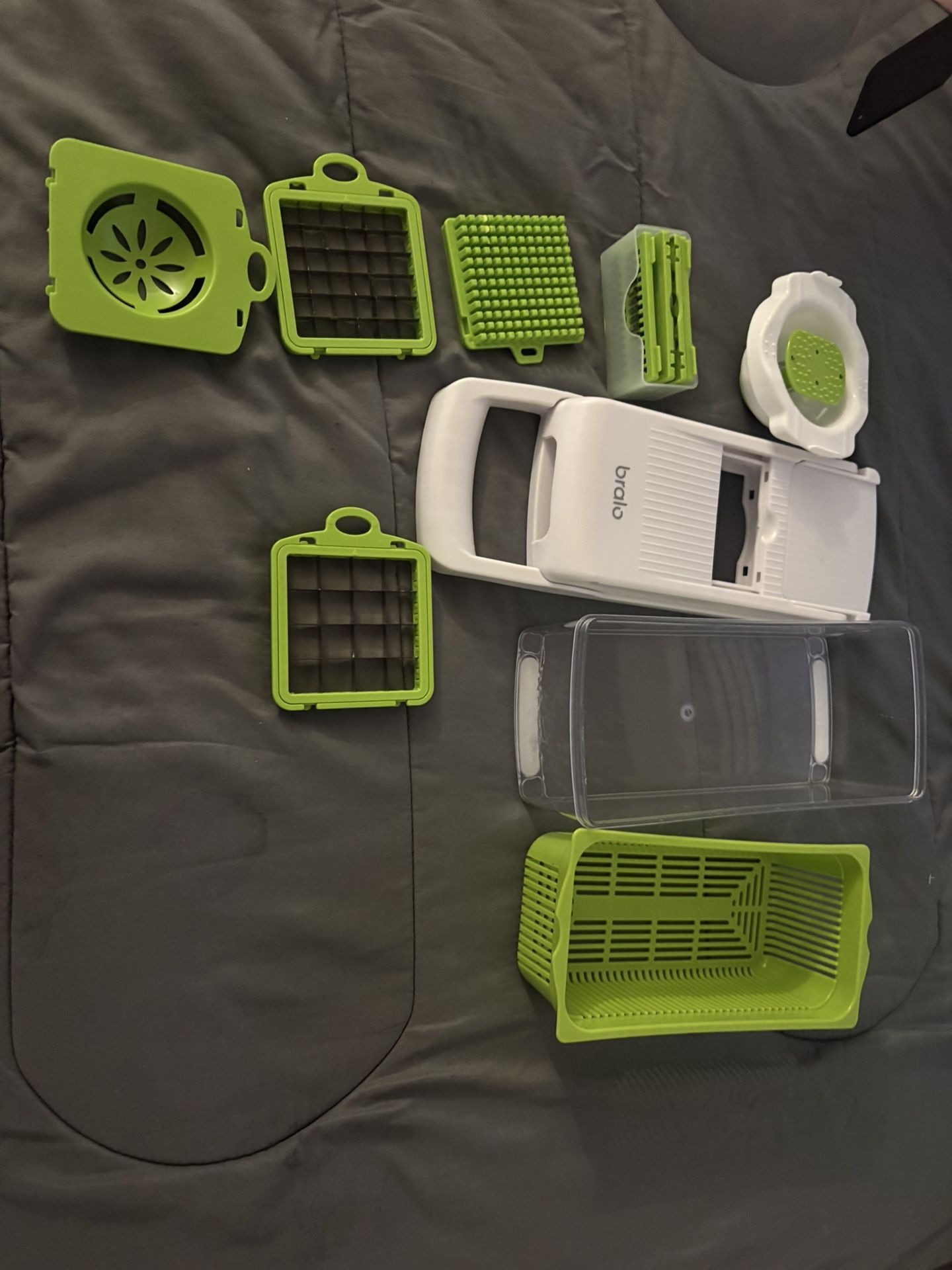 Vegetable Slicer & Drink Dispenser
