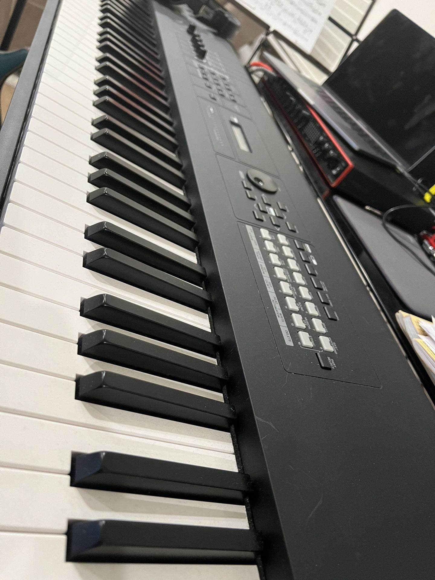 YAMAHA MX88