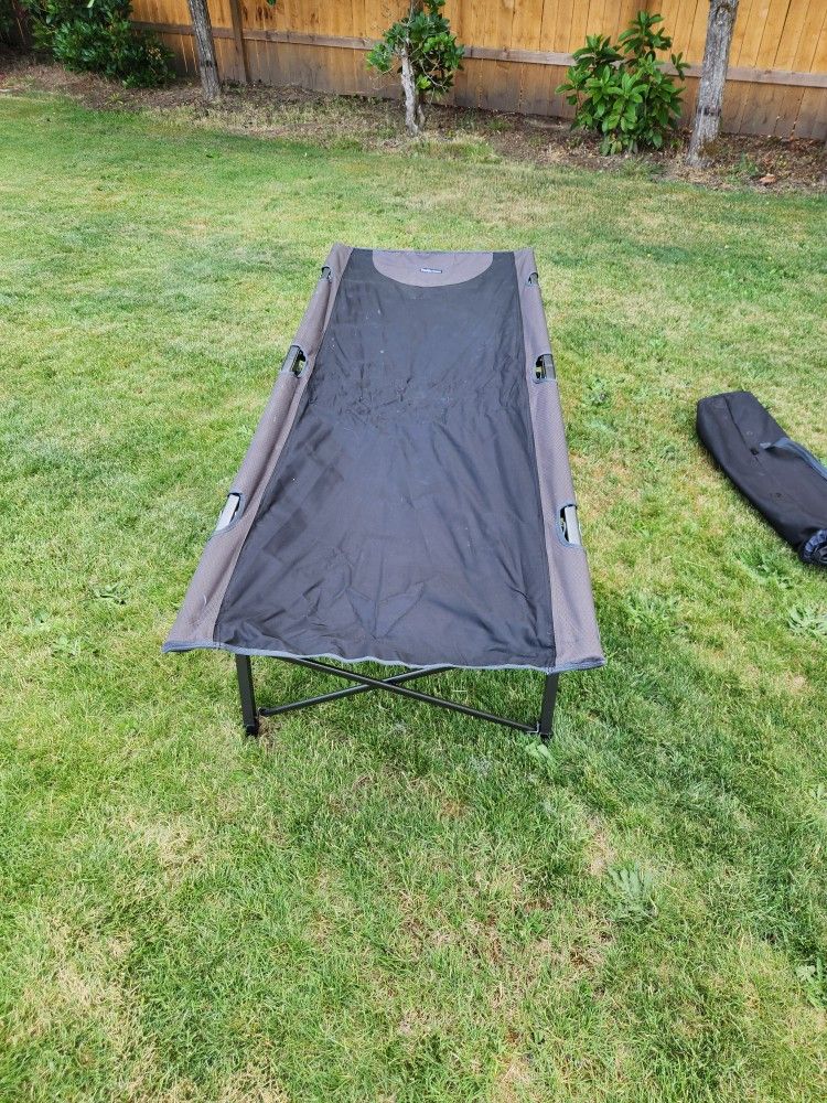 Pacific Crest Camping Cot