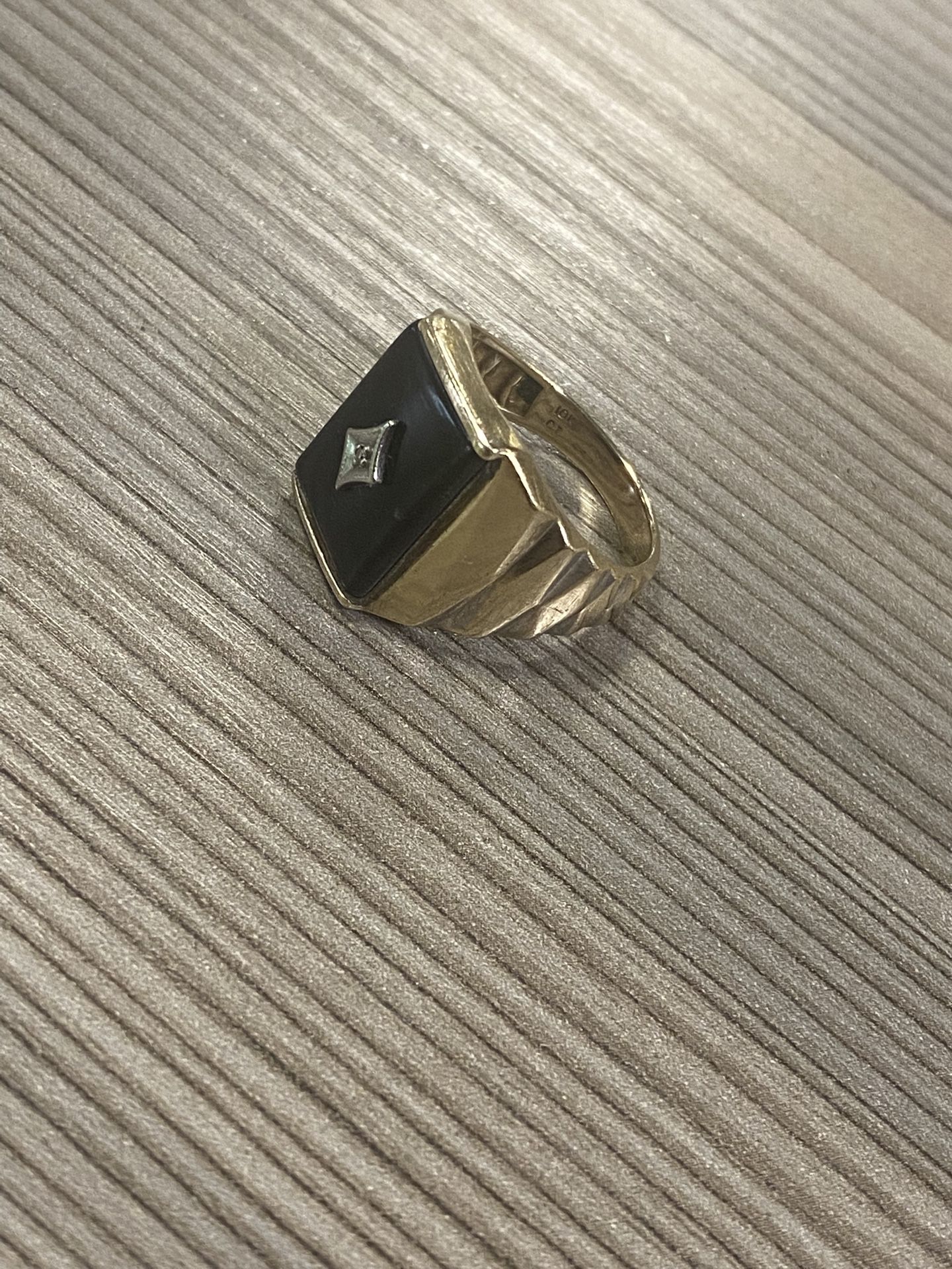 10k Solid gold Diamond Men’s ring
