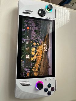 ROG Ally 7" 120Hz FHD 1080p Gaming Handheld - AMD Ryzen Z1 Extreme Processor - 512GB
