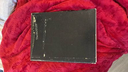 The Beatles Extremely rare black album banned white album song book