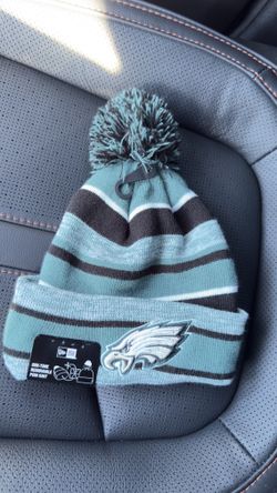 New Era Philadelphia Eagles NFL Knit Beanie Pom Winter Hat SZ OSFM   I have 3 of them $30 