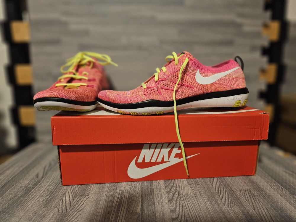explosión Radioactivo al límite Nike Free TR Focus Flyknit Womens Running Shoes 9US for Sale in Torrance,  CA - OfferUp