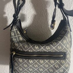 Vintage Dooney and Bourke Shoulder Purse