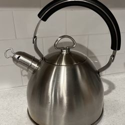 Chantal Tea Kettle
