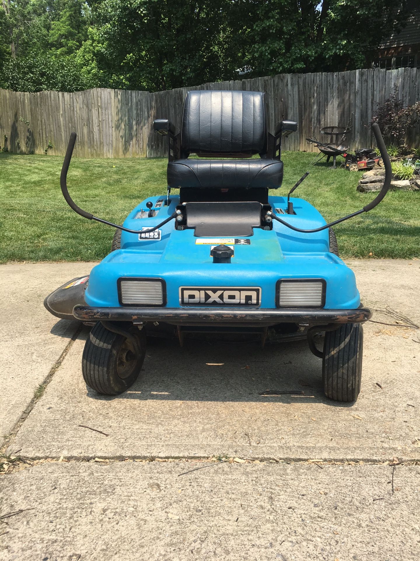 Dixon best sale ztr 4422