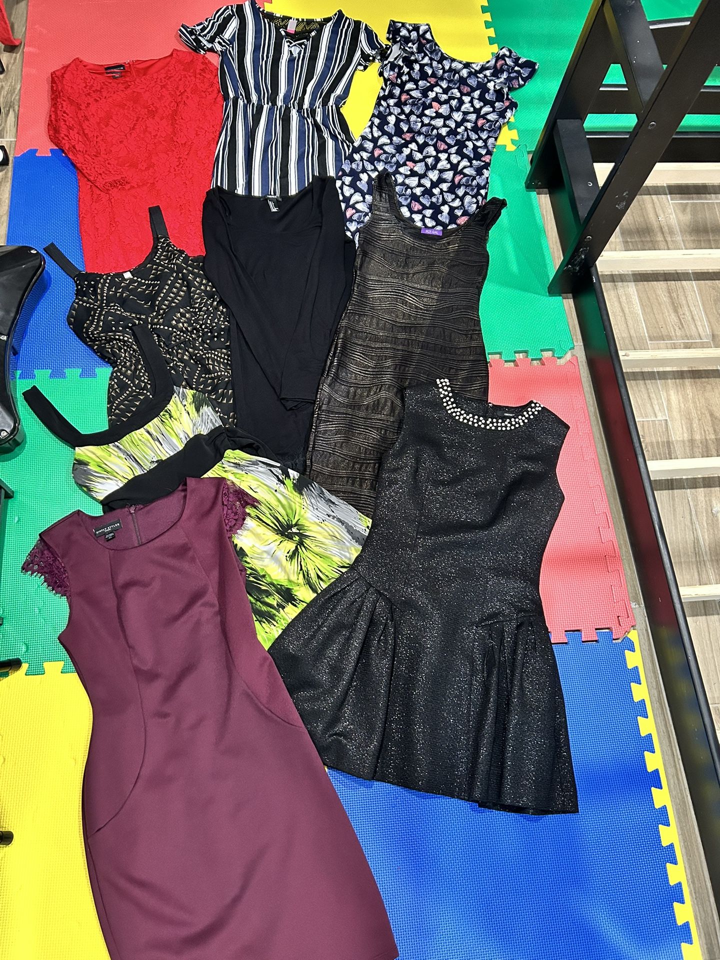 Lot Of Size Small Dresses