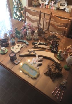 Huge lot of Easter decor - over 20 pieces