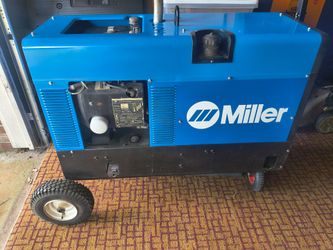 Miller Legend CC-AC/DC 5000 watt gas Generator Welder machine.