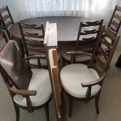 Mid century antique vintage table set