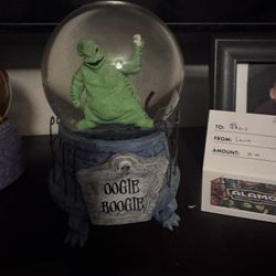 Nightmare Before Christmas Snow globes 