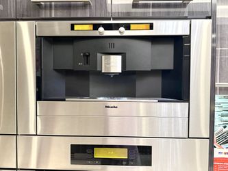 Miele built in Nespresso Coffee maker CVA 2660