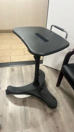 Sitting / Standing rolling table