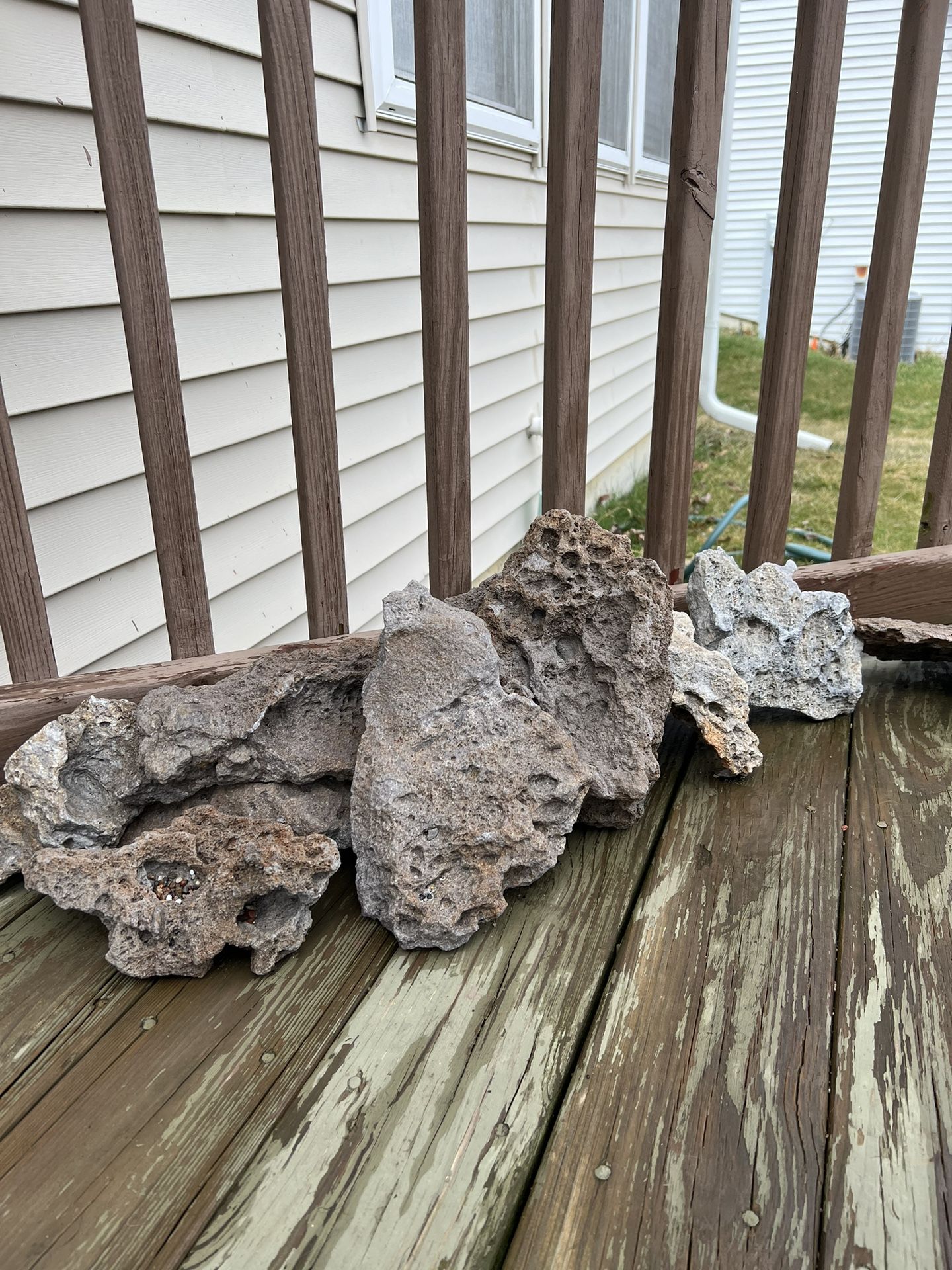 Fish Tank Decorations- Rocks