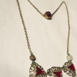 Vintage  Silver  Tone  Necklace  Red Heart Shape  Stones  14 inch  Long