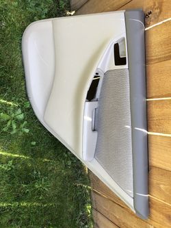 2003-2008 Toyota Corolla Rear Passages Door Panel