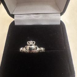 Sterling Silver Ring 