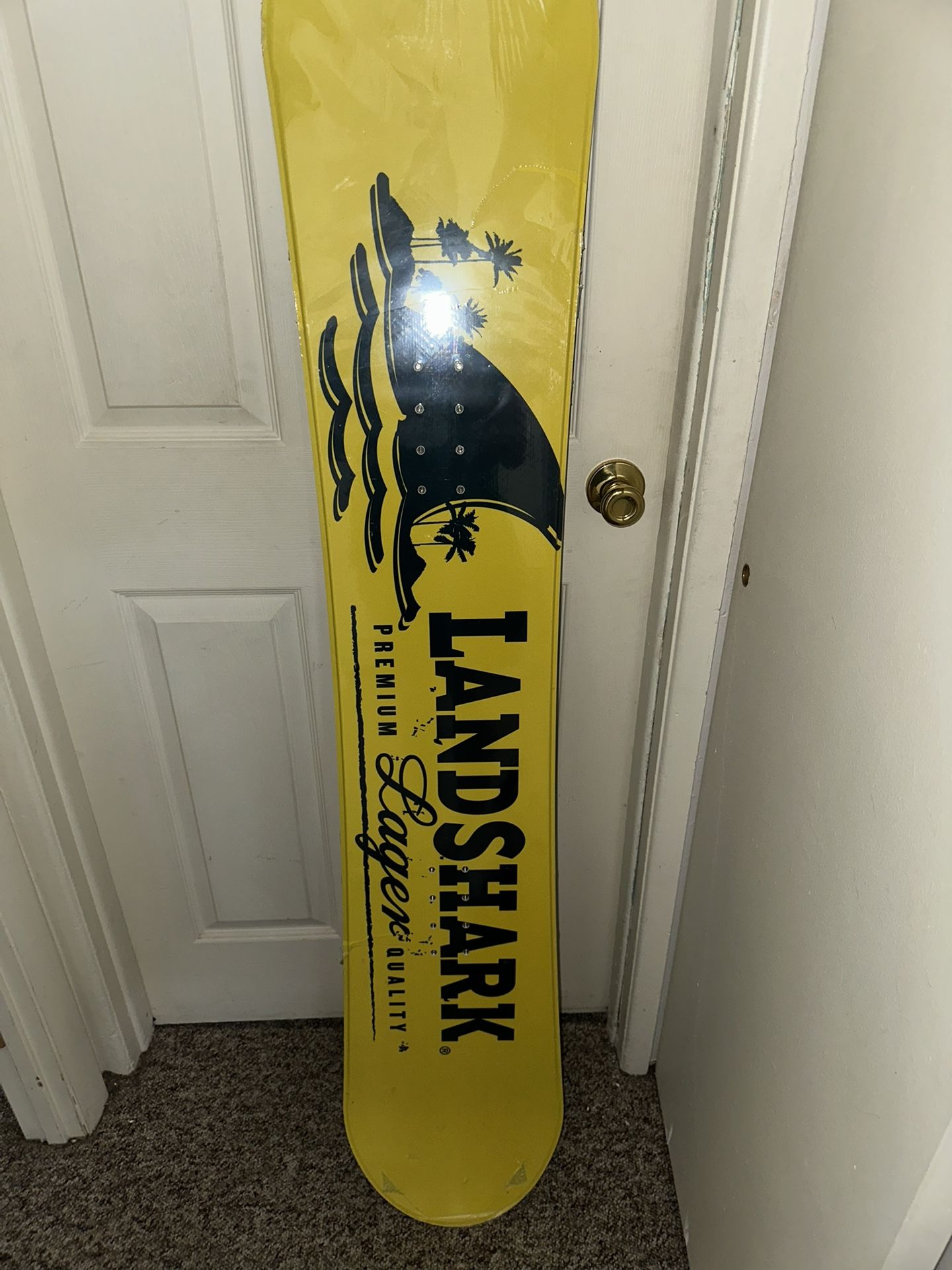 Landshark Snowboard