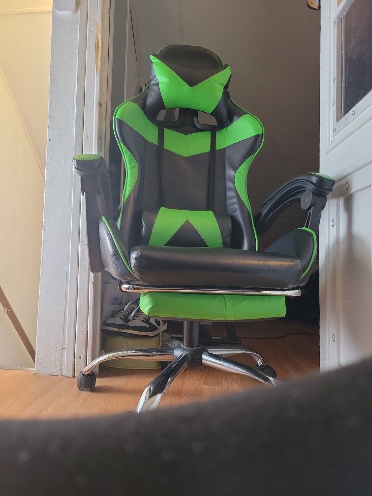 gaming chair