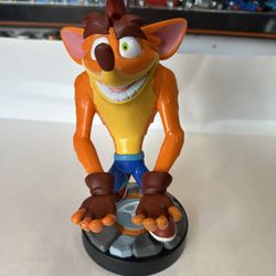 Crash  Big Statue Figure 15$
