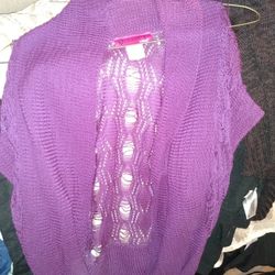WOMEN'S LIGHT WEIGHT PURPLE SWEATER