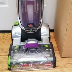 Brand NEW BISSEL SHAMPOO CARPET CLEANING SOLUTION SYSTEM  , ALL ACCESSORIES  , AMAZING POWER SUCTION  , IN THE BOX 