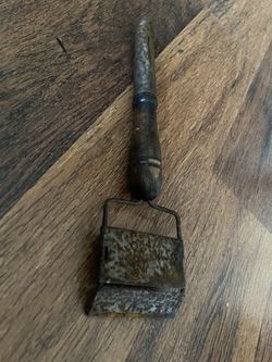 Antique Apple Peeler 