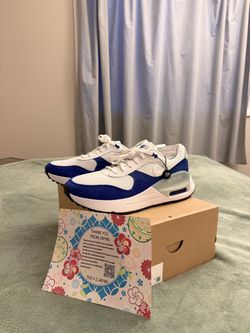 Brand new Nike sneakers for sell