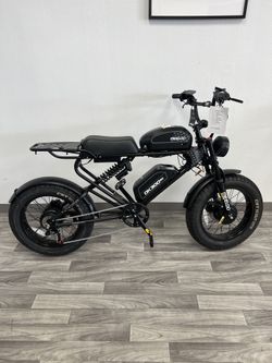 Electric Bike: Meelod DK300MAX