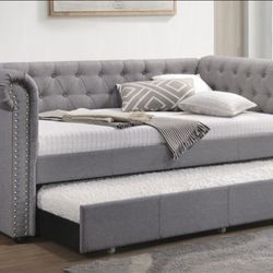 Brand New Grey Twin Size Daybed w Trundle Bed