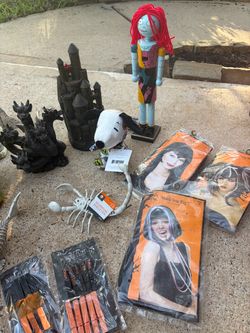 Halloween Decor