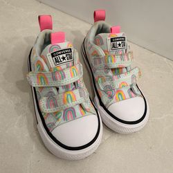 Converse Rainbow Print Size 6