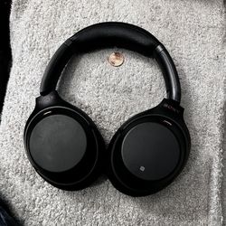 SONY  W1000-XM4 Noise Canceling Headphones $$125